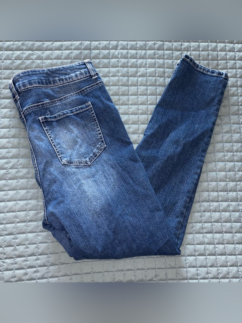 D. Jeans Skinny Jeans Womens Size 16 High Rise Stretch Denim Medium Wash 35x27.5